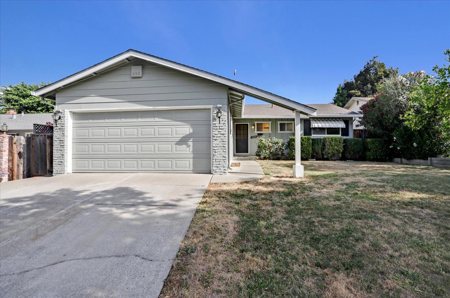 Neighborhood Neighborhood-48