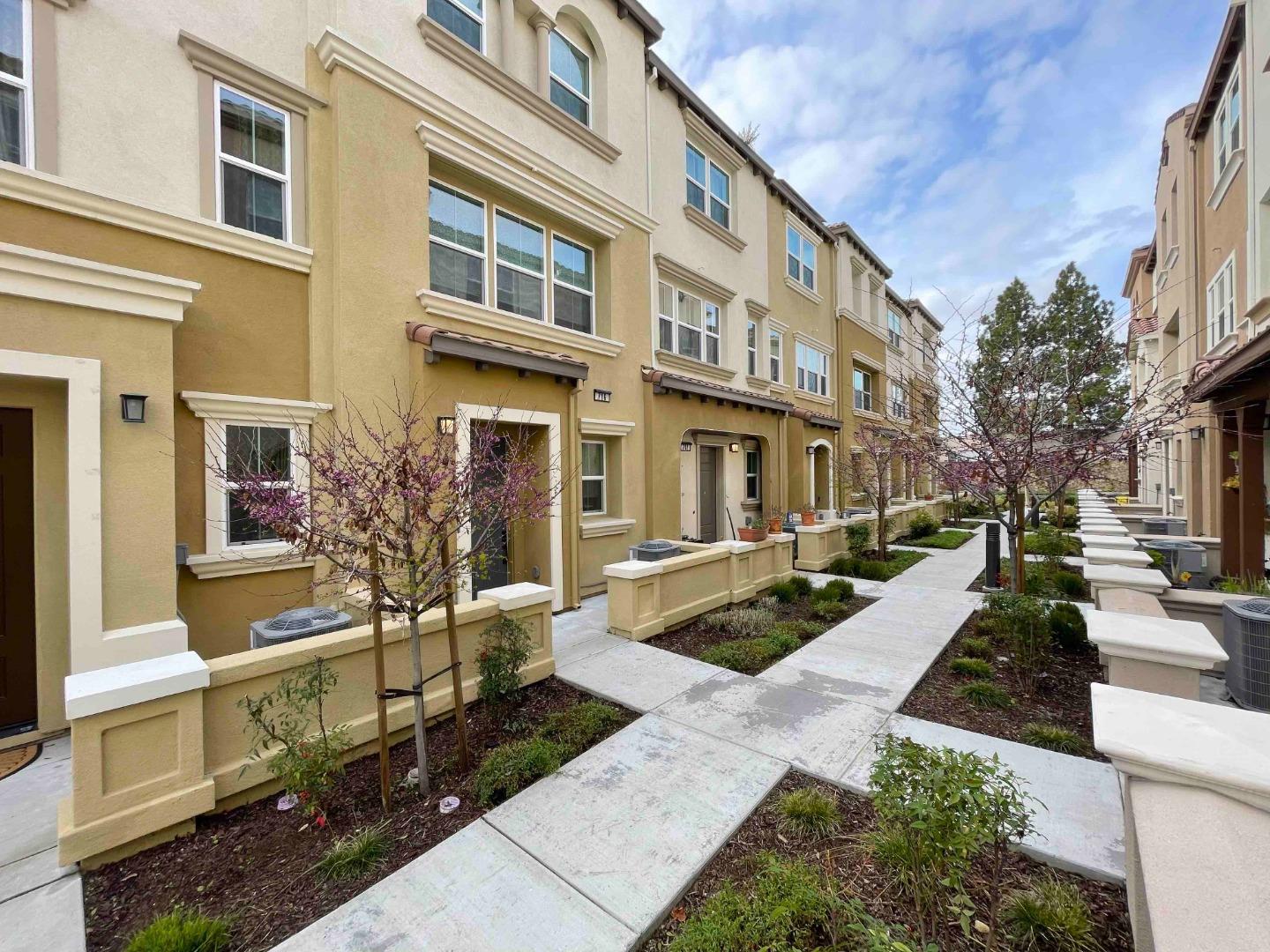 Neighborhood Neighborhood-18