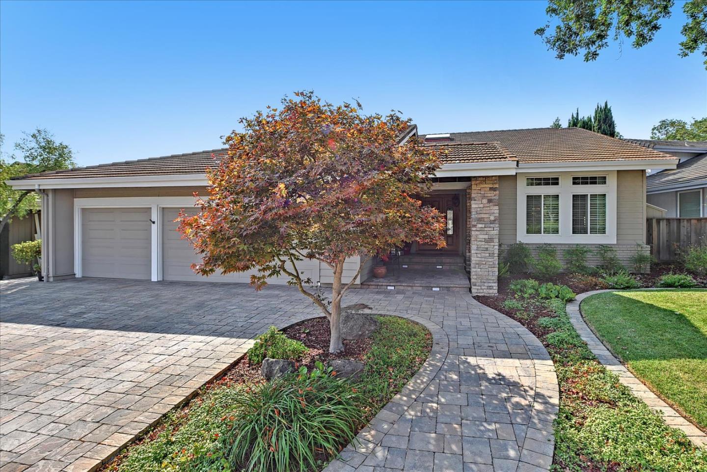 Neighborhood Neighborhood-26