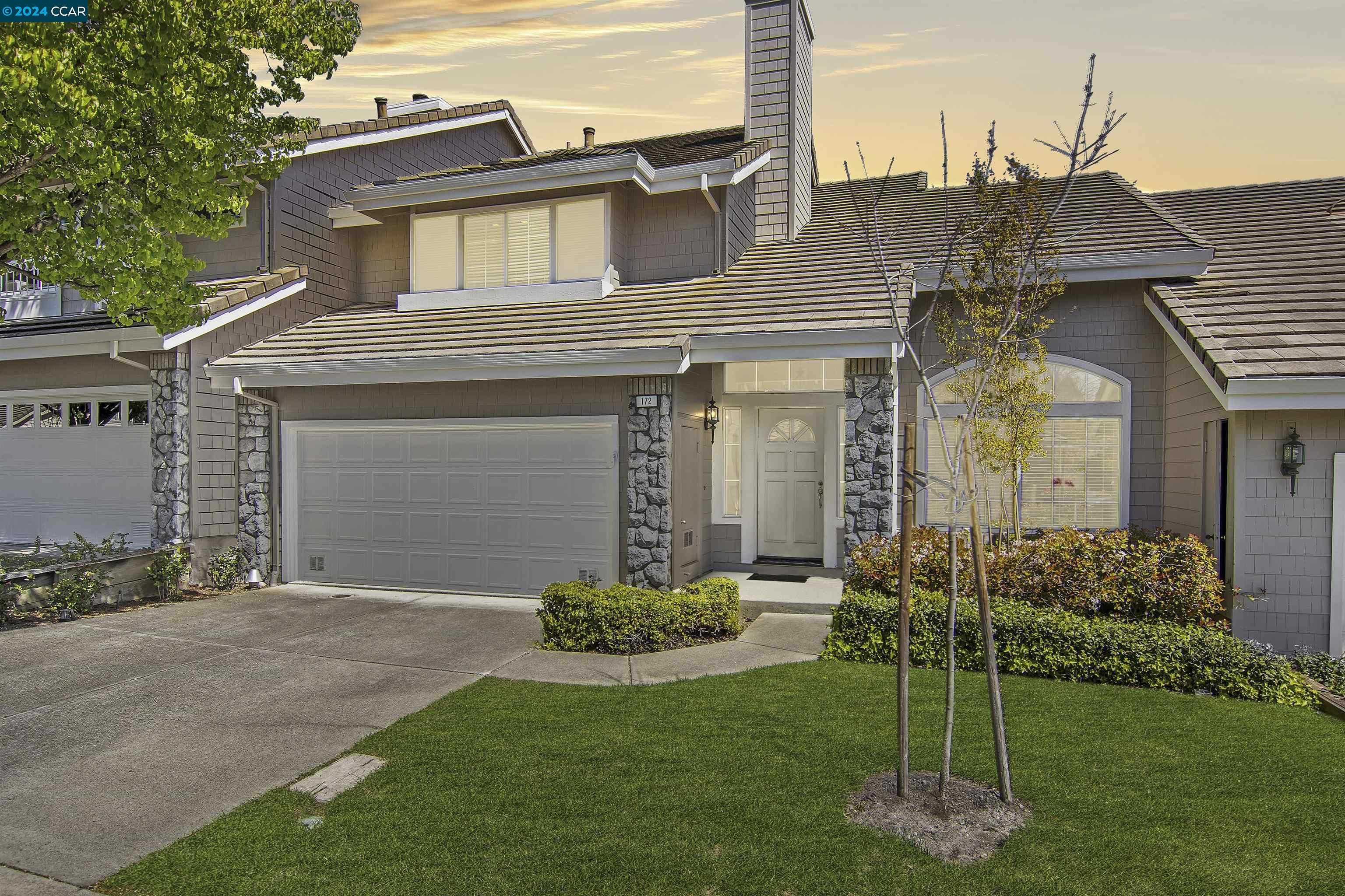 Neighborhood Neighborhood-8