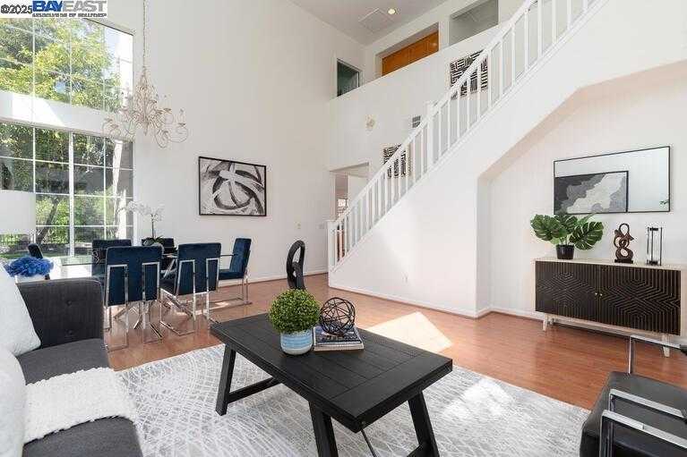 Neighborhood Neighborhood-63