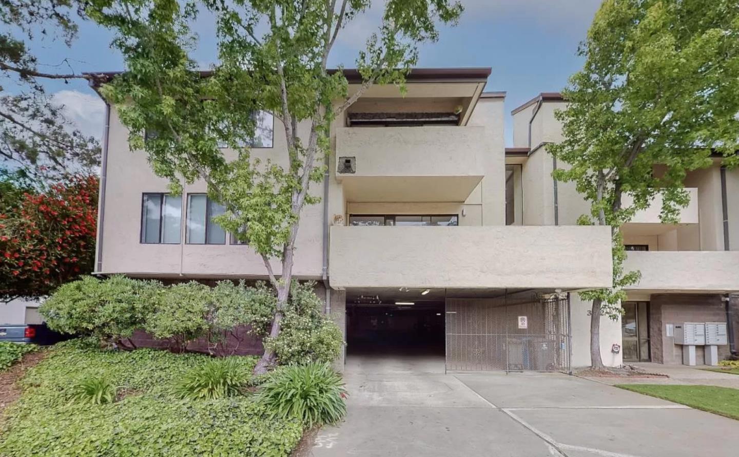 Neighborhood Neighborhood-62