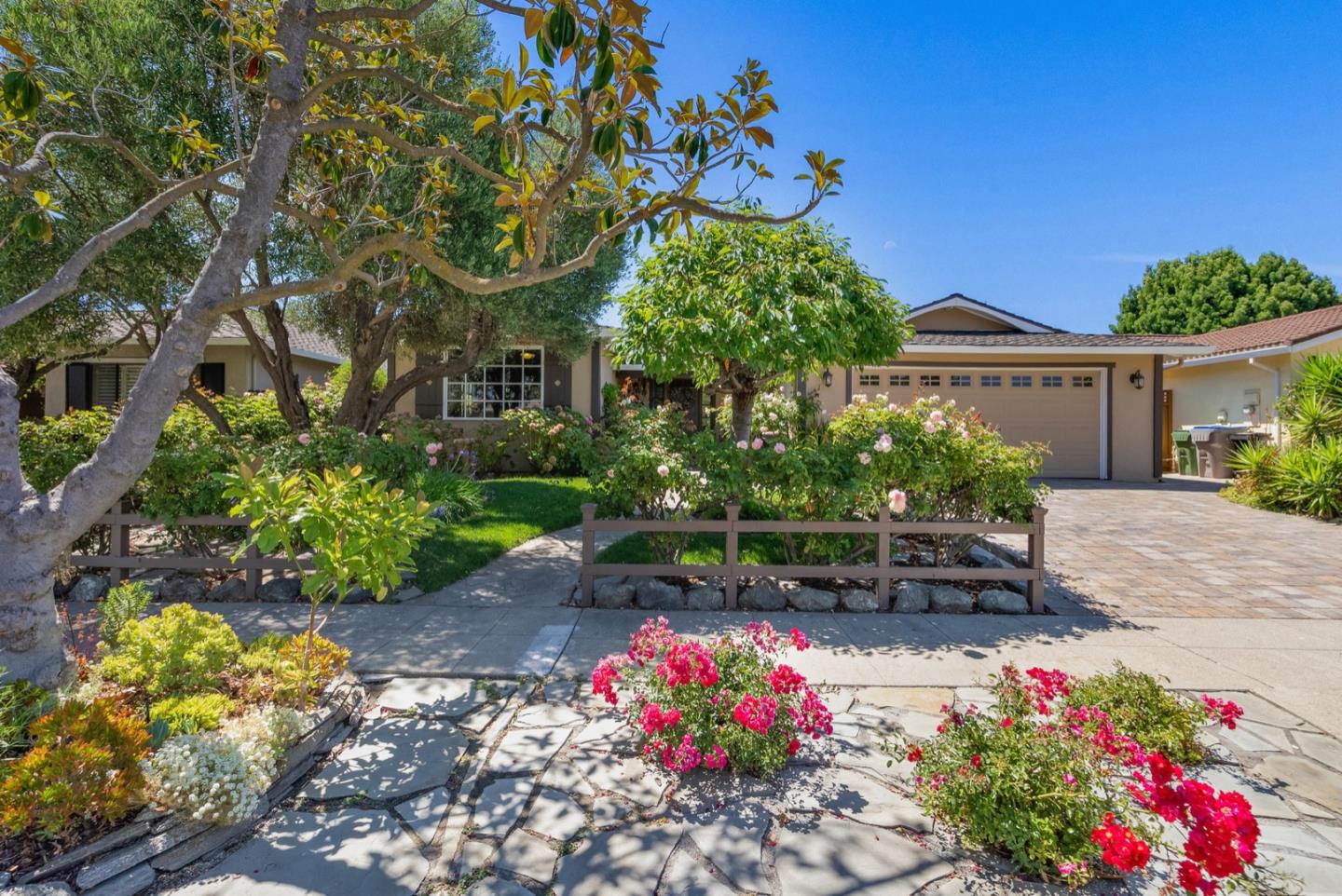 Neighborhood Neighborhood-82