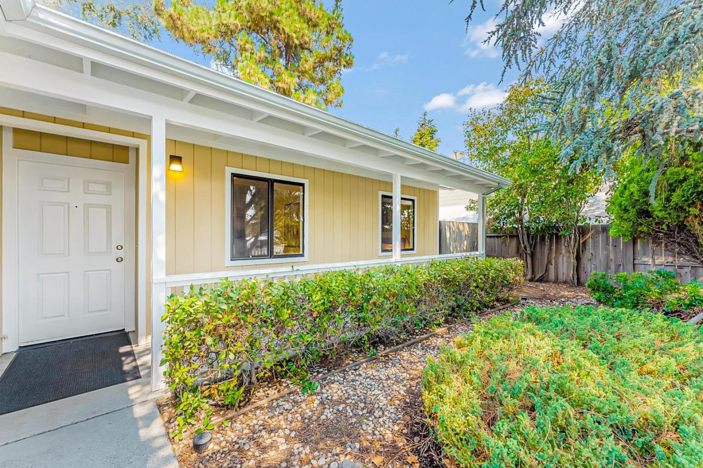 Neighborhood Neighborhood-22