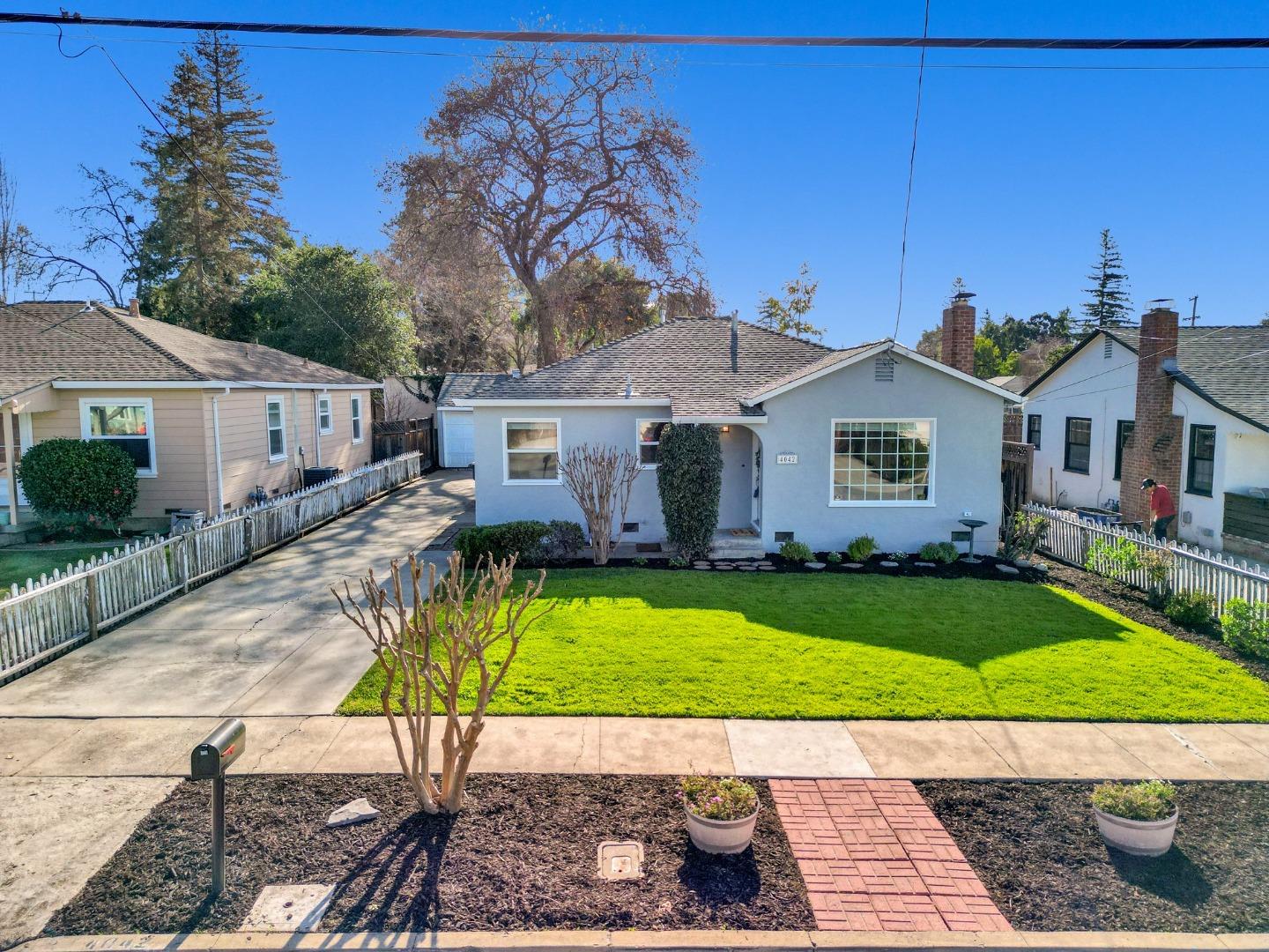 Neighborhood Neighborhood-91