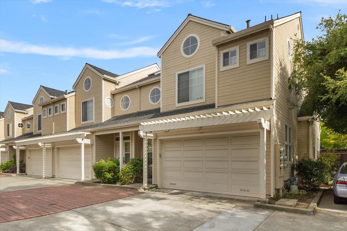 Neighborhood Neighborhood-12