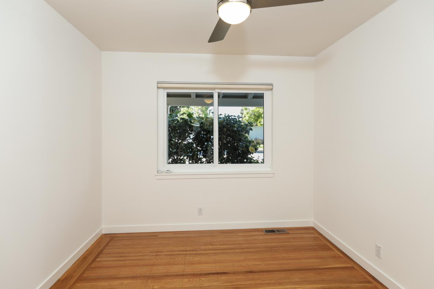 Neighborhood Neighborhood-84