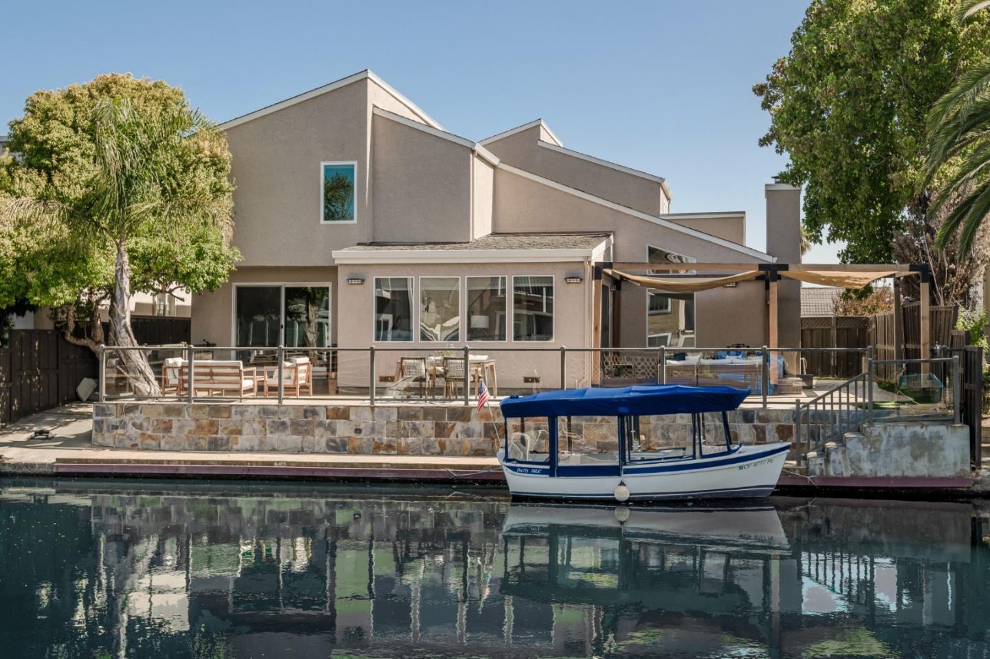 Neighborhood Neighborhood-21