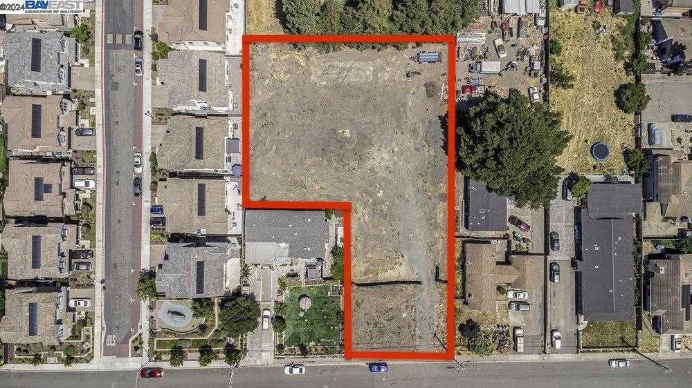 Neighborhood Neighborhood-19