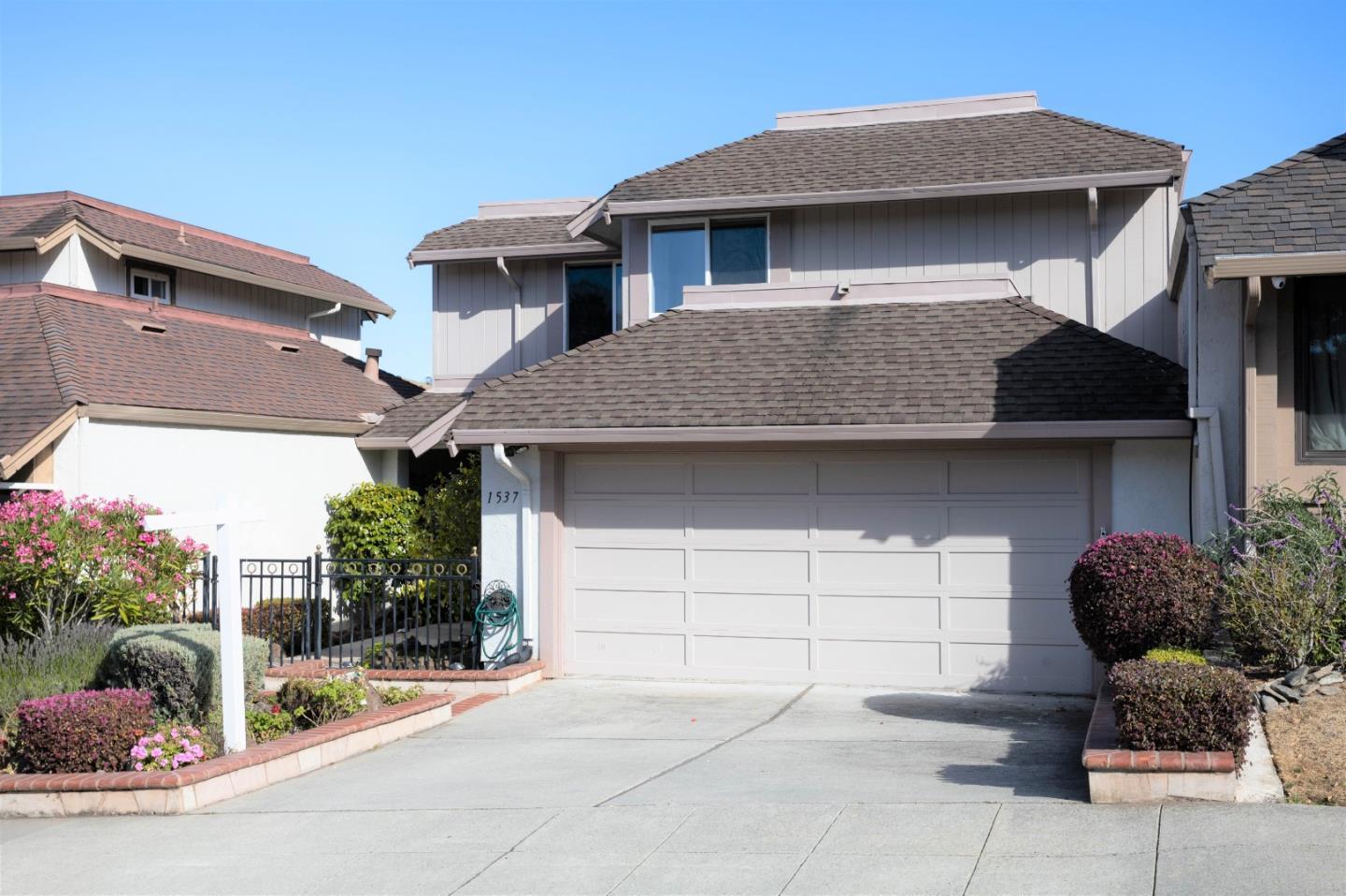 Neighborhood Neighborhood-17