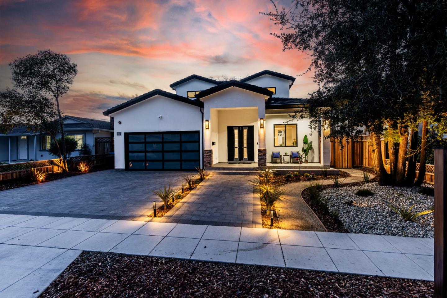 Neighborhood Neighborhood-44