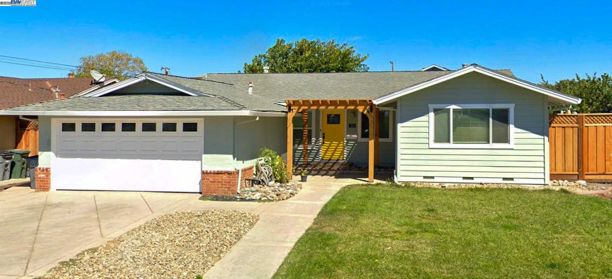 Neighborhood Neighborhood-3