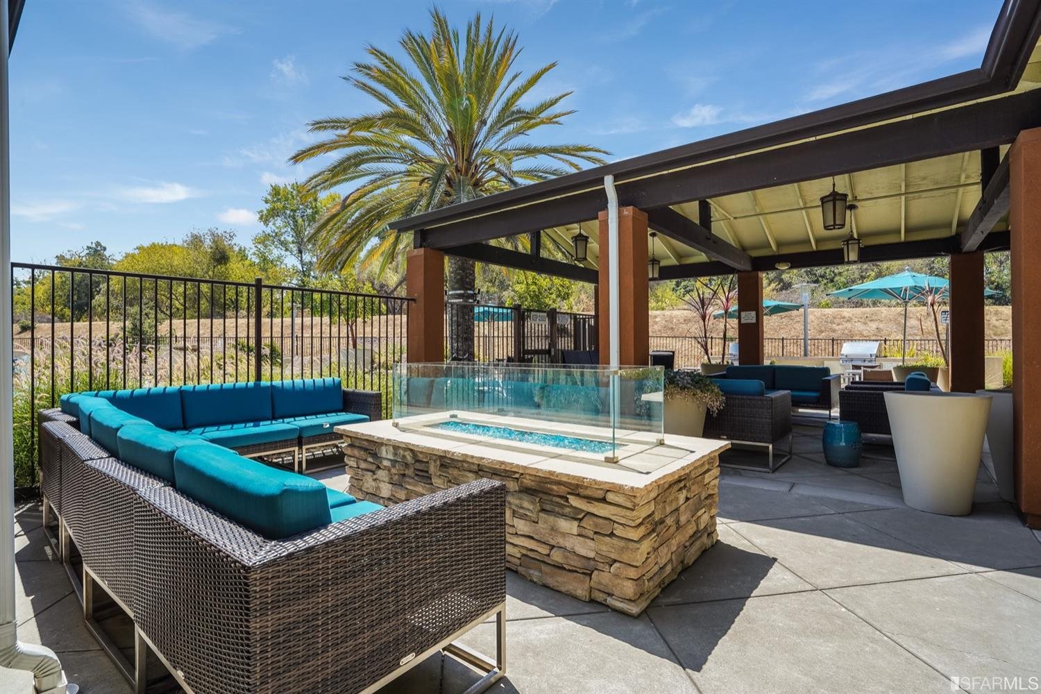 Neighborhood Neighborhood-105