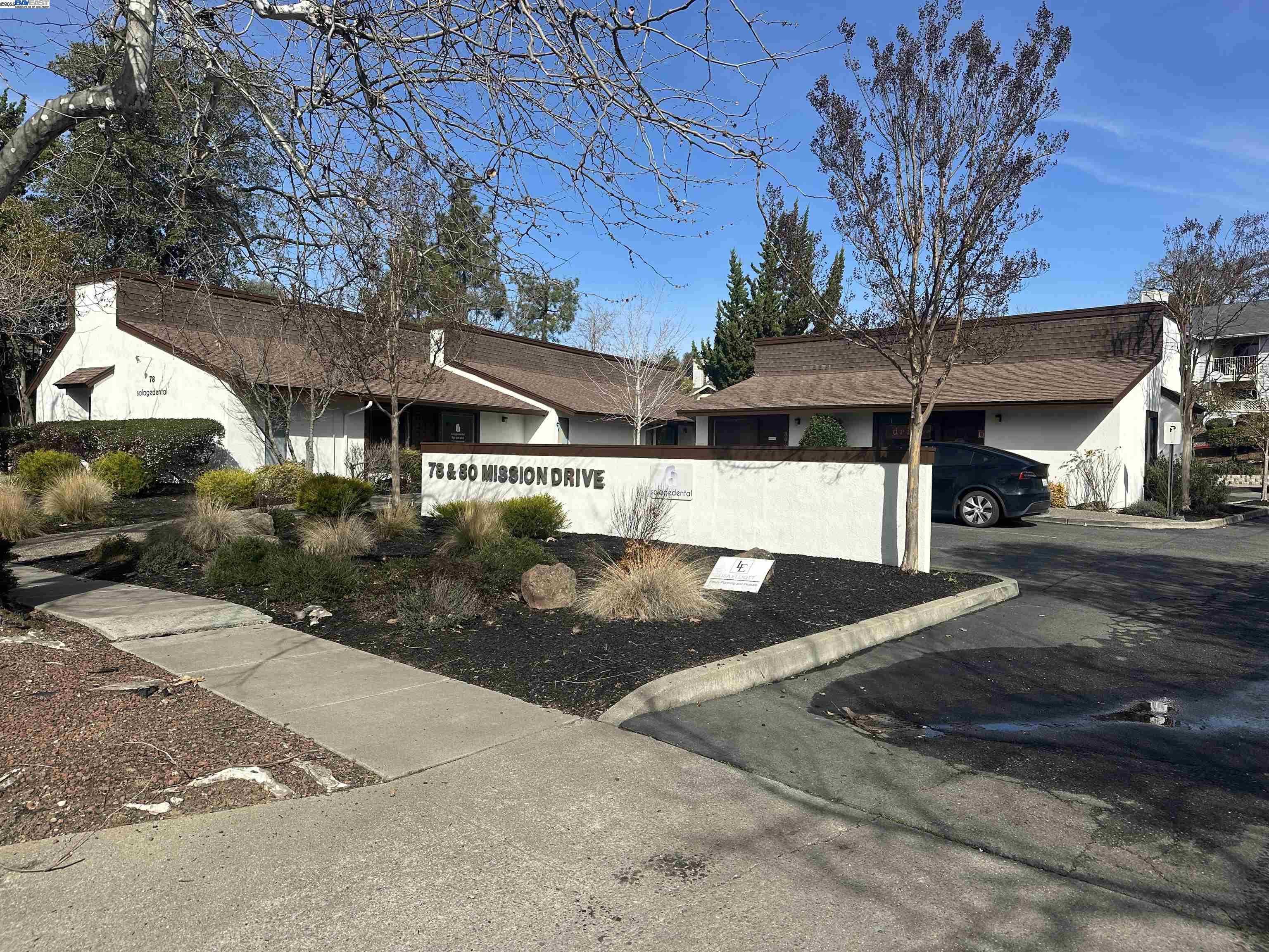 Neighborhood Neighborhood-3