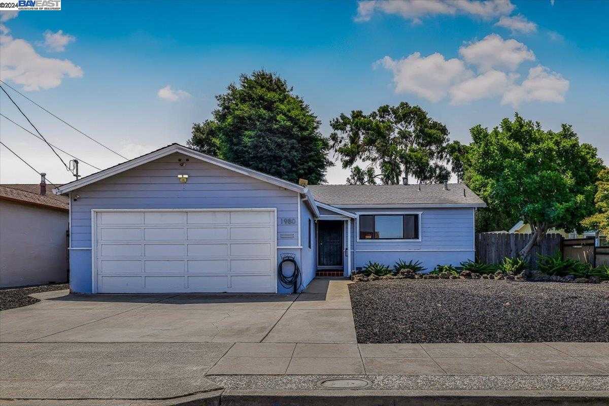 Neighborhood Neighborhood-23