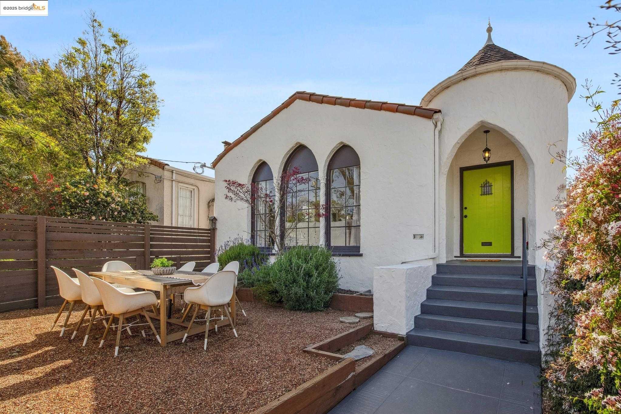 Neighborhood Neighborhood-39