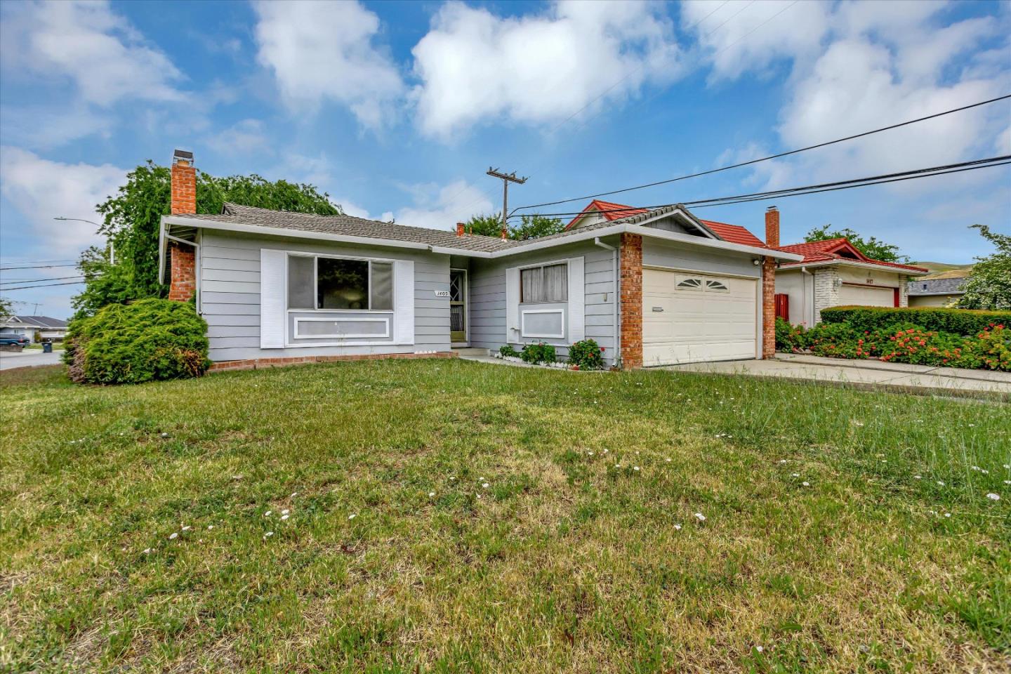 Neighborhood Neighborhood-103