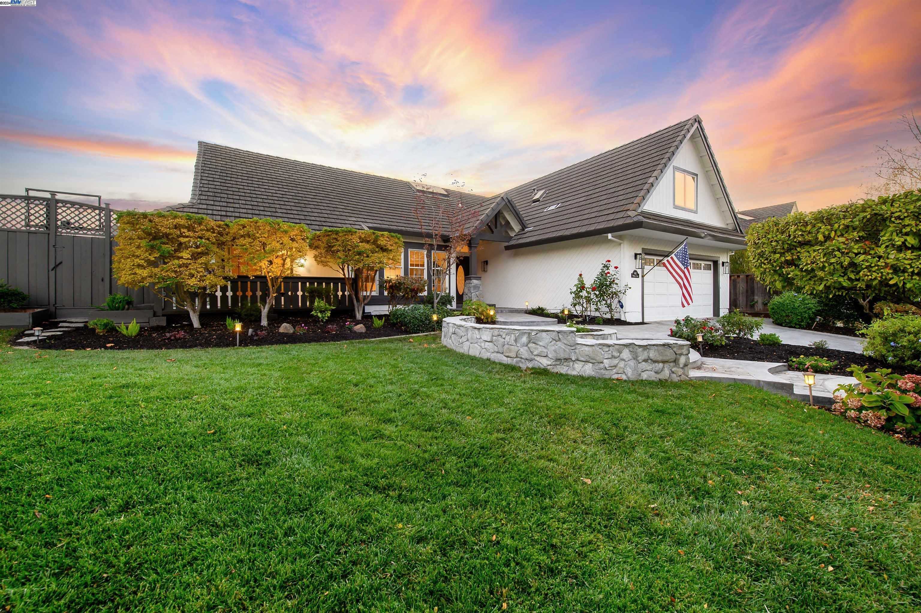 Neighborhood Neighborhood-15