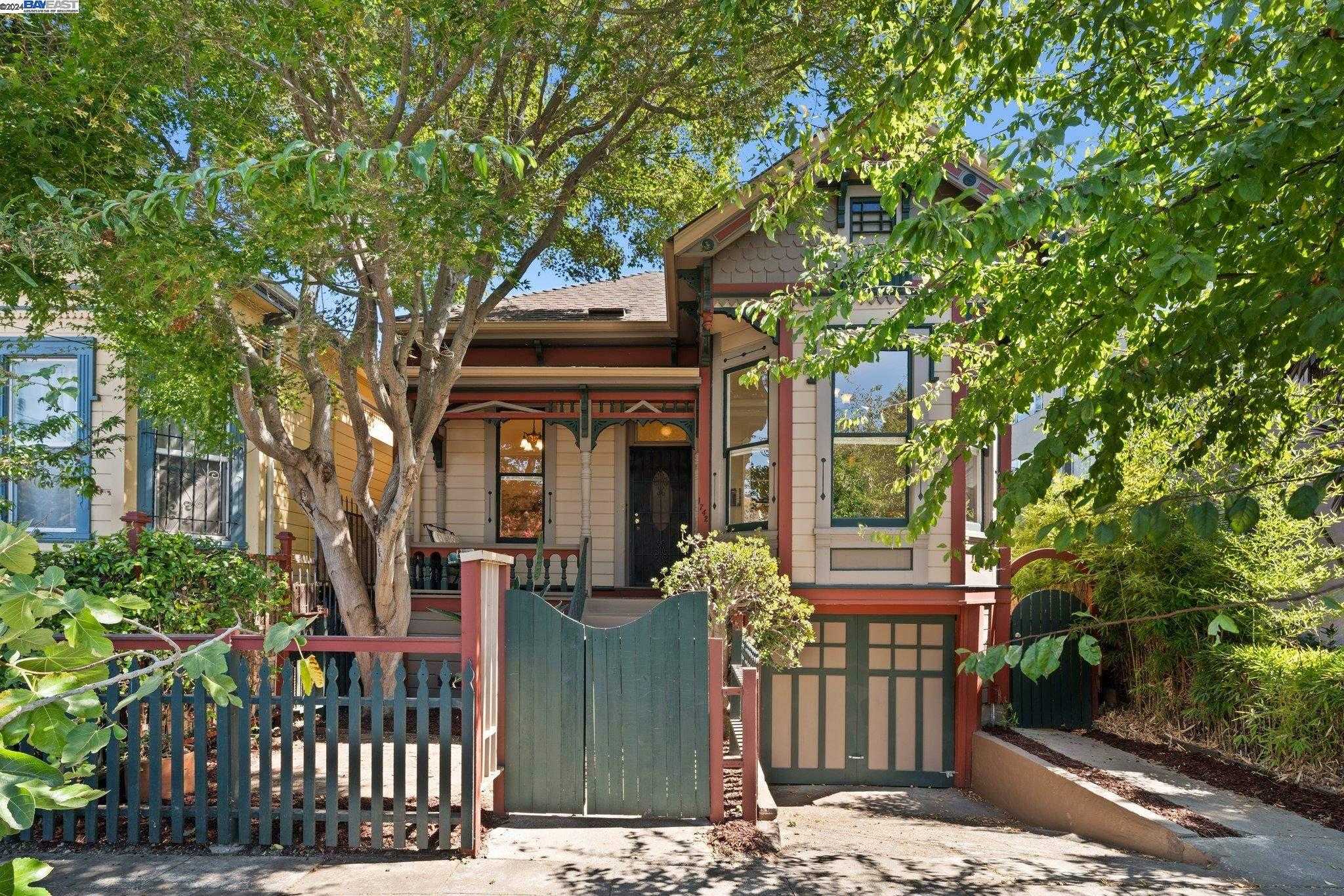 Clinton, Oakland, CA neighborhood