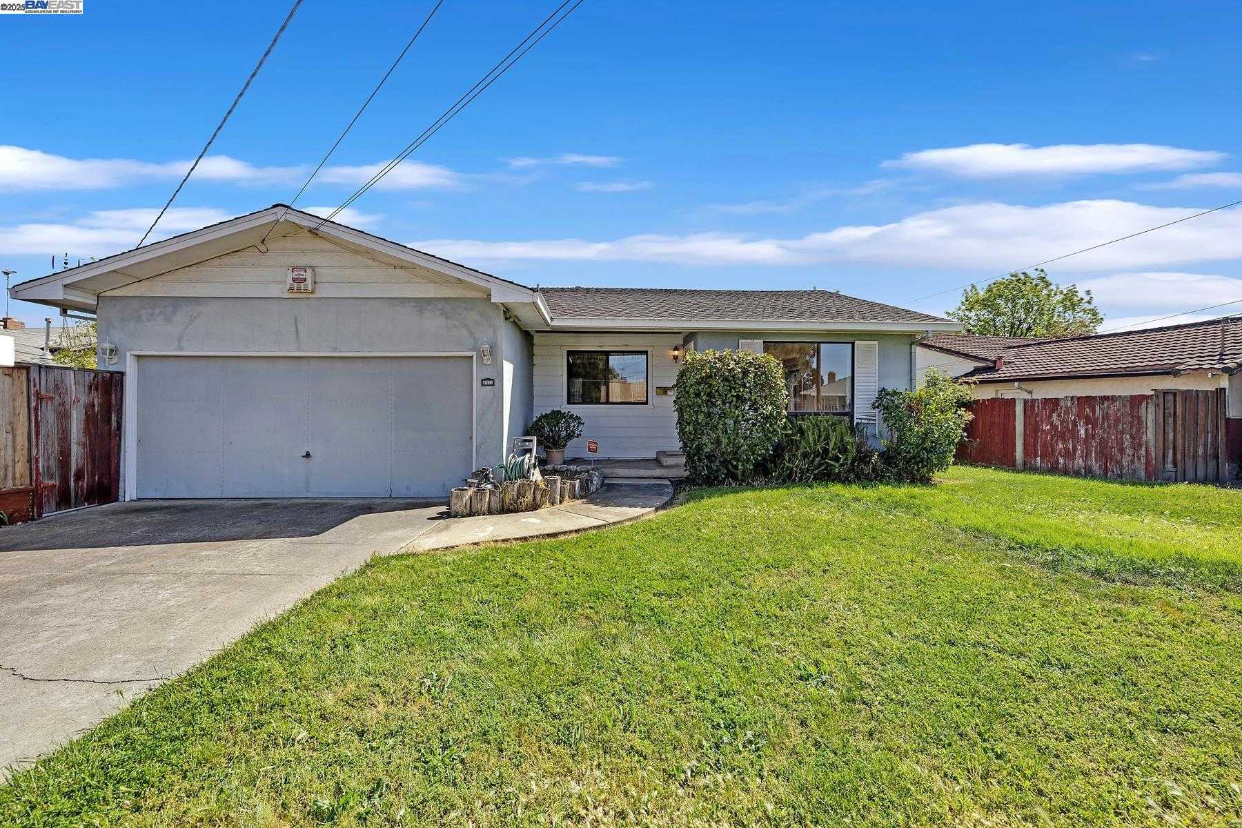 Neighborhood Neighborhood-3