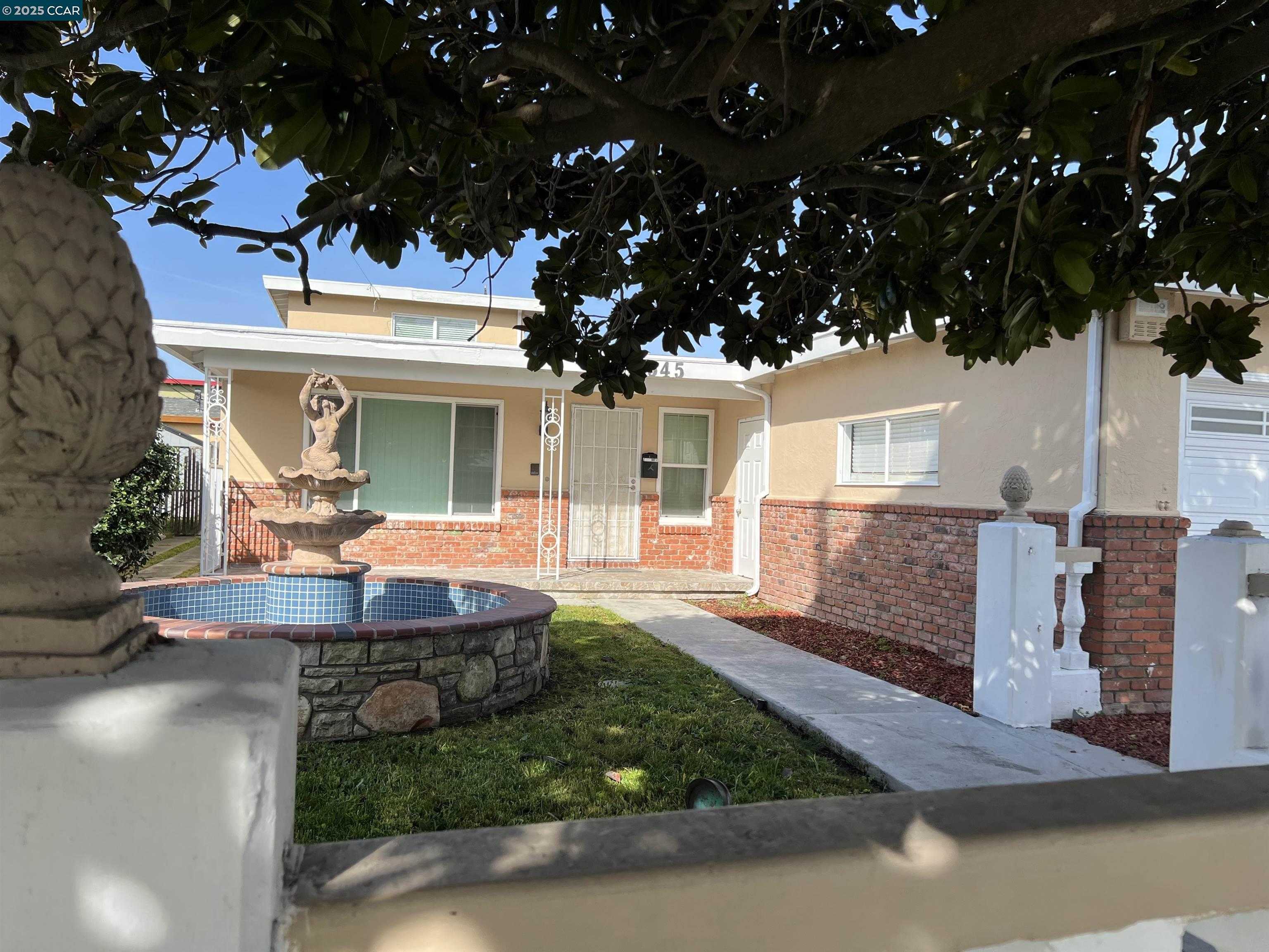 Neighborhood Neighborhood-9