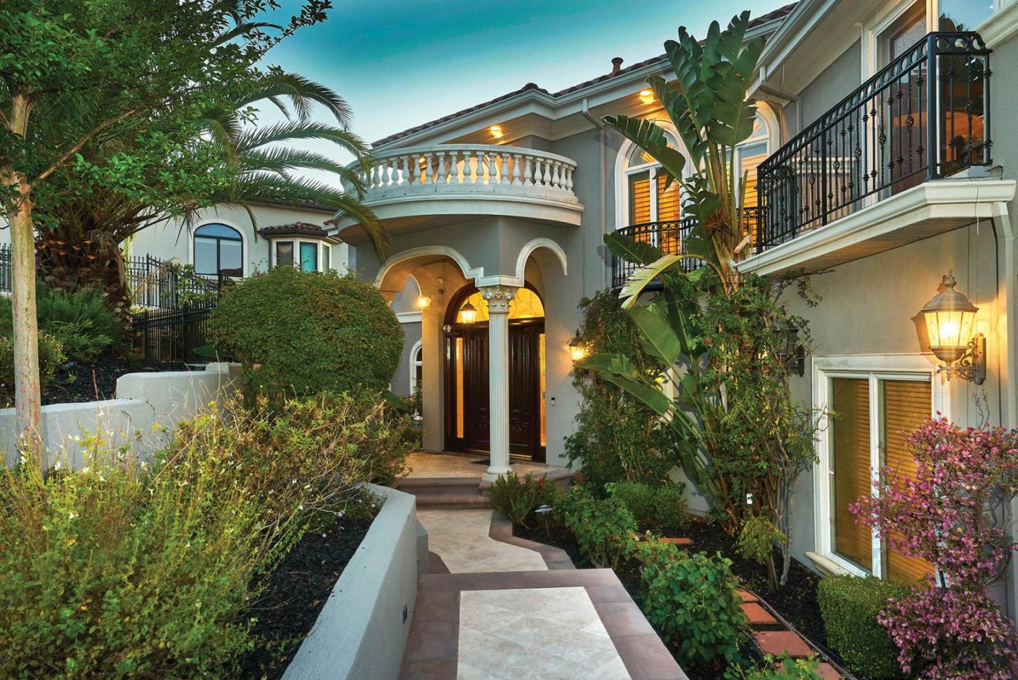 Neighborhood Neighborhood-40