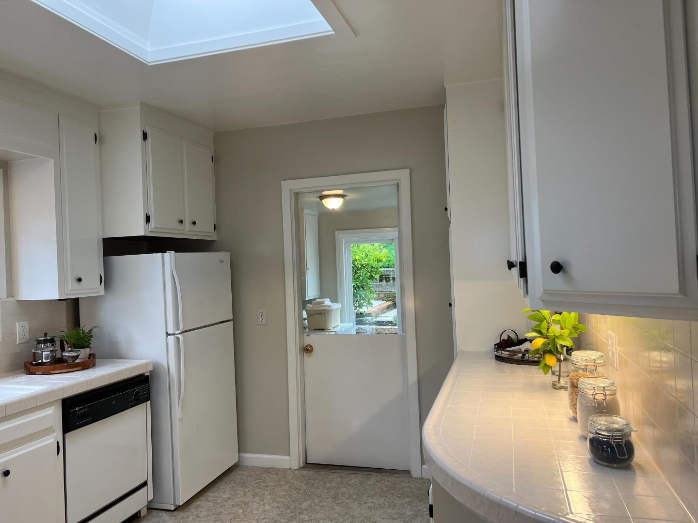 Neighborhood Neighborhood-34