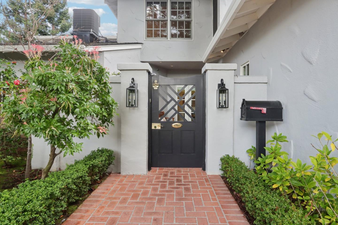 Neighborhood Neighborhood-26