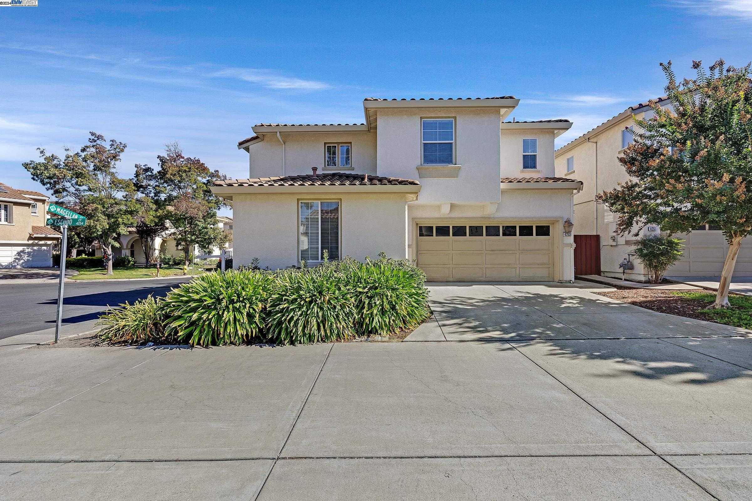 Neighborhood Neighborhood-5