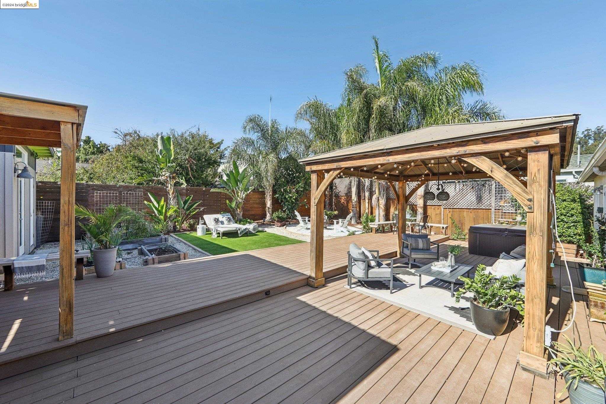 Neighborhood Neighborhood-3