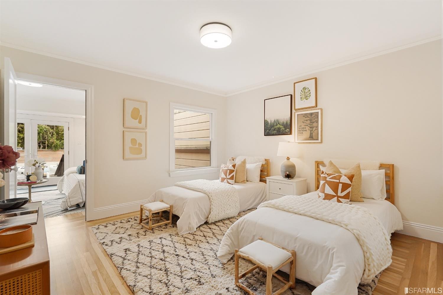 Neighborhood Neighborhood-162