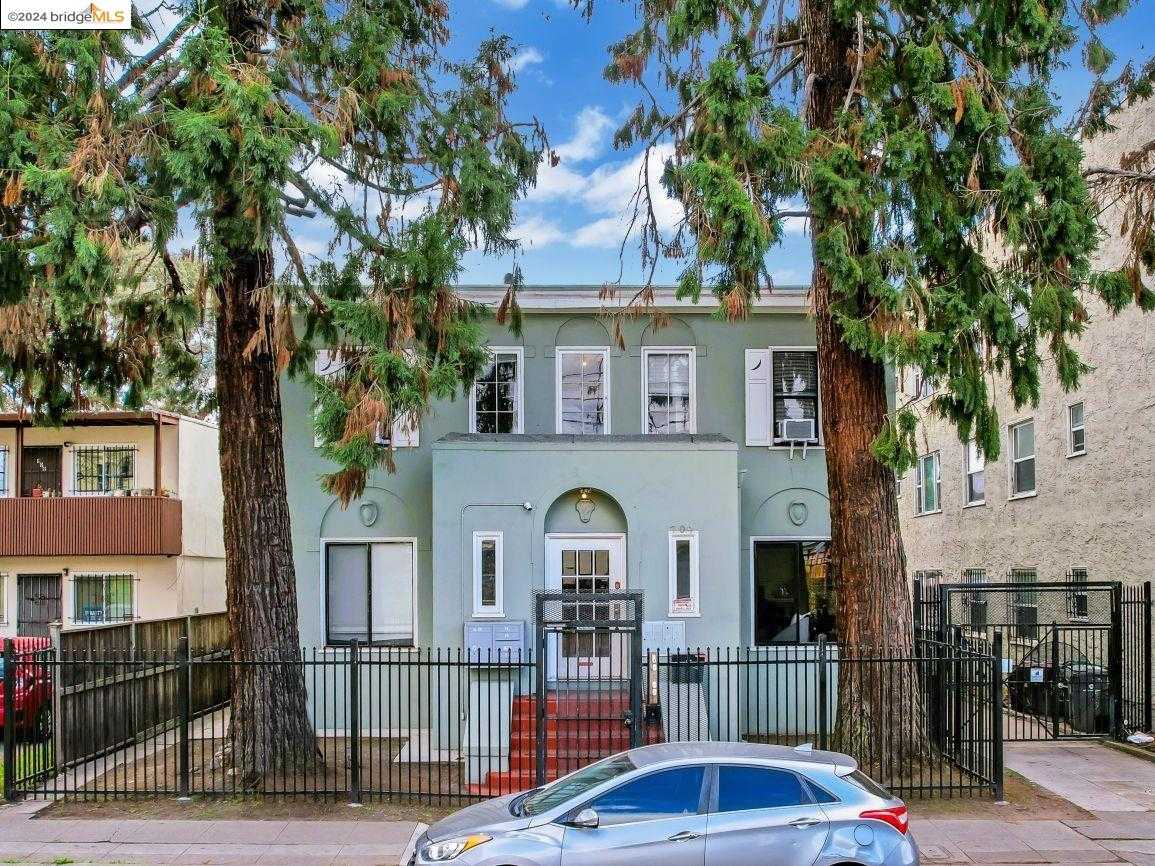 Neighborhood Neighborhood-18