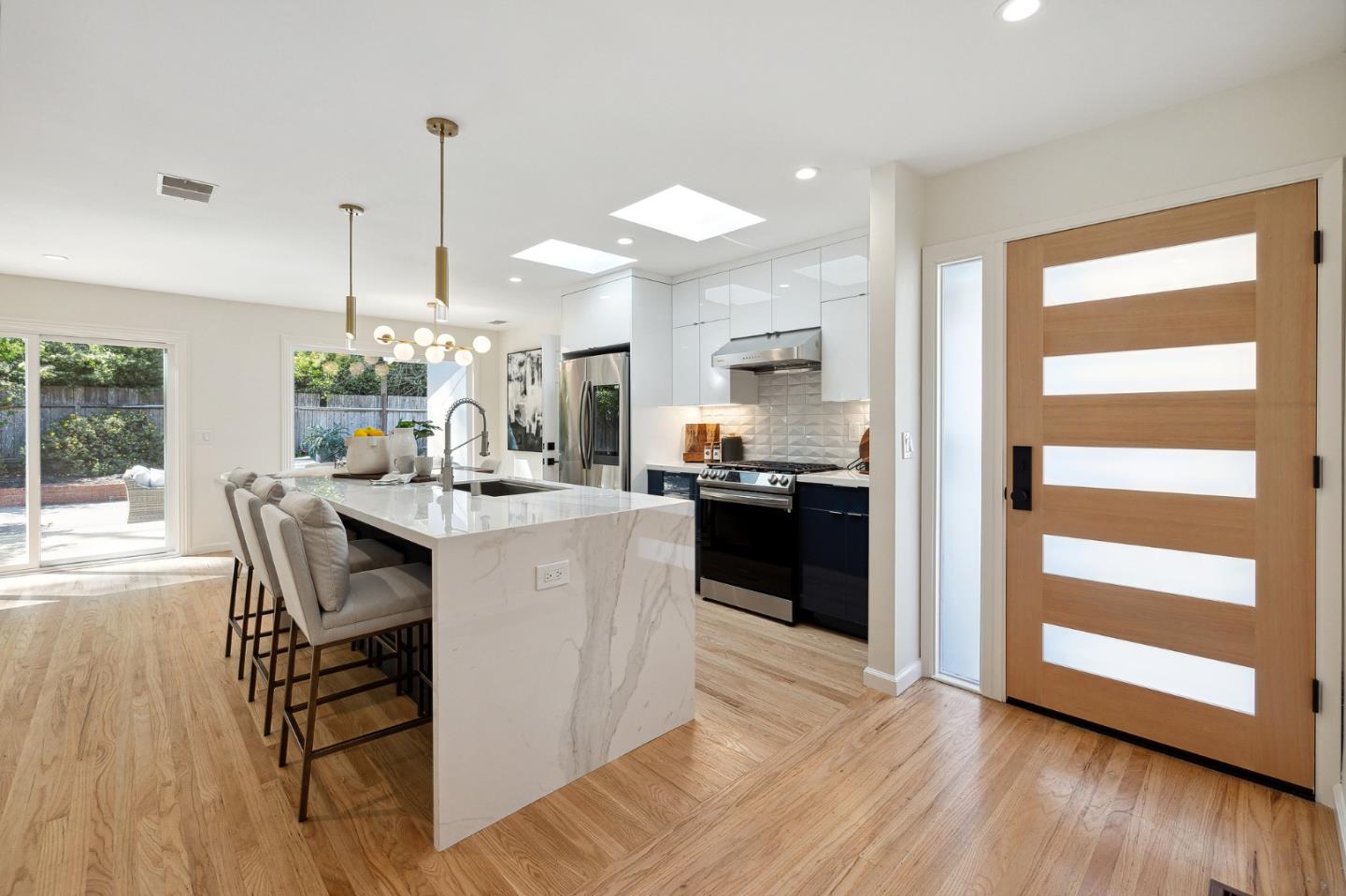 Neighborhood Neighborhood-2