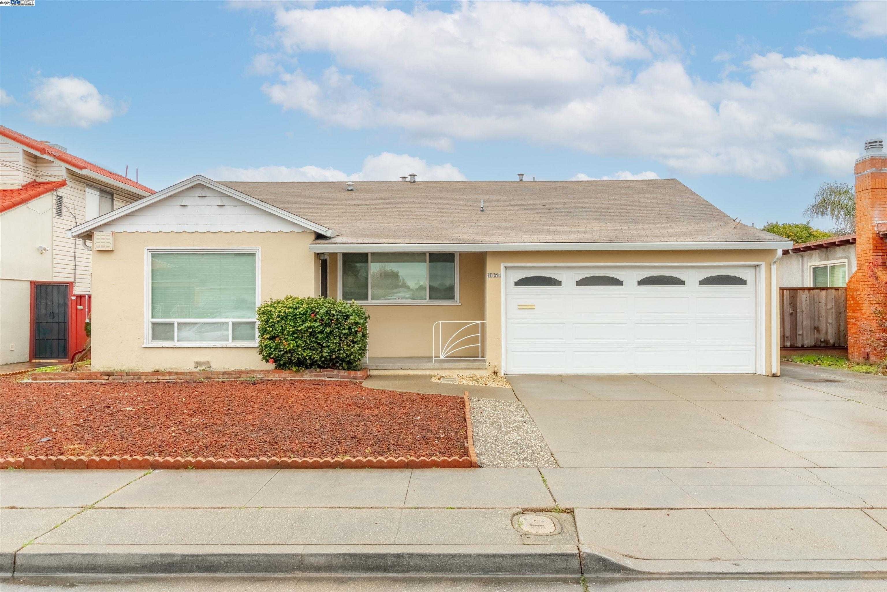 Neighborhood Neighborhood-5