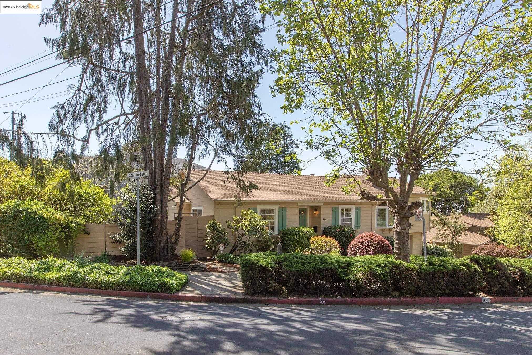 Neighborhood Neighborhood-11