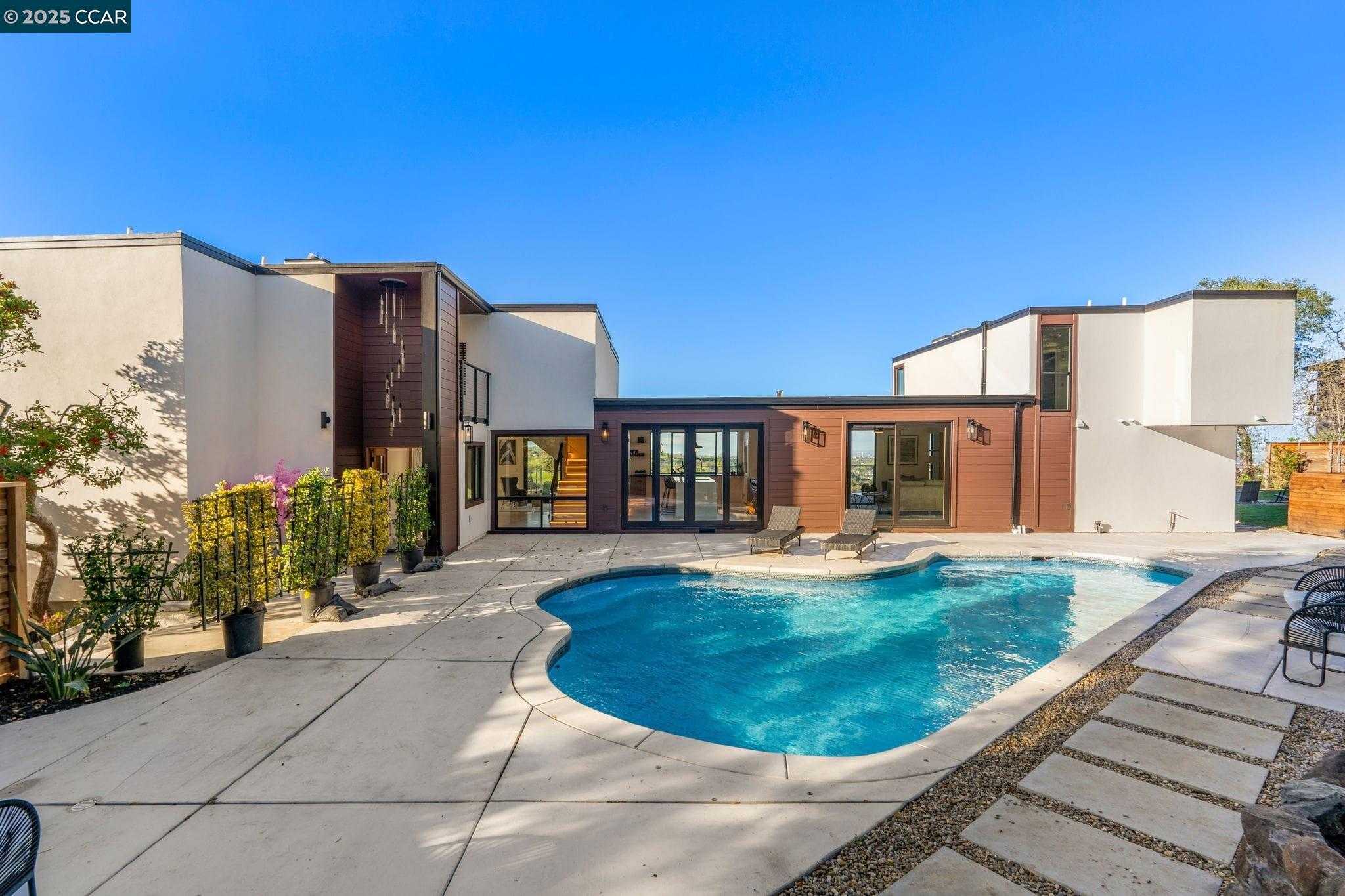 Neighborhood Neighborhood-3