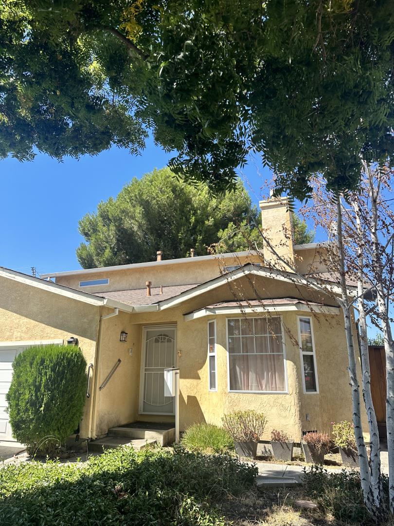 Neighborhood Neighborhood-49