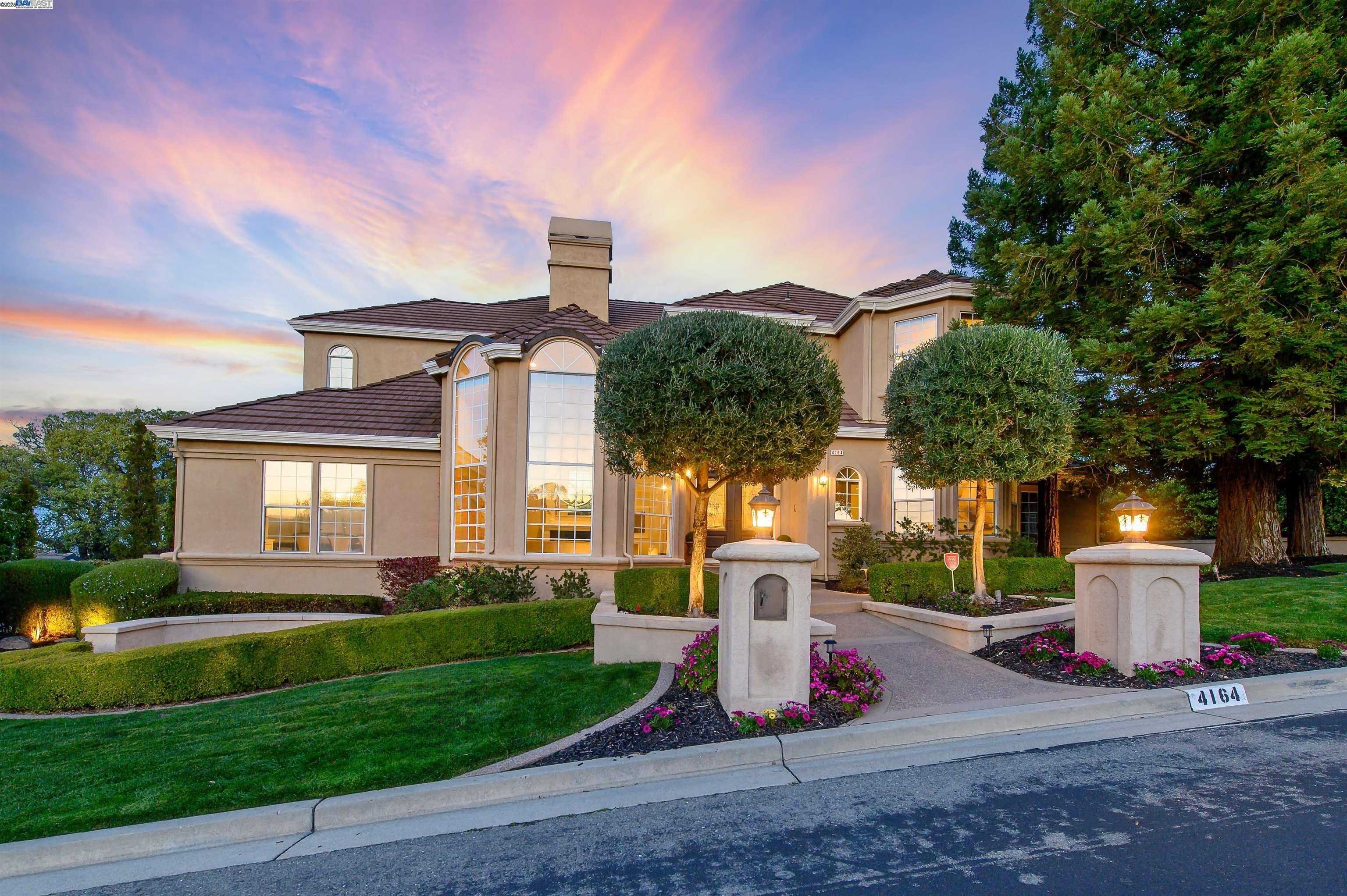 Neighborhood Neighborhood-5