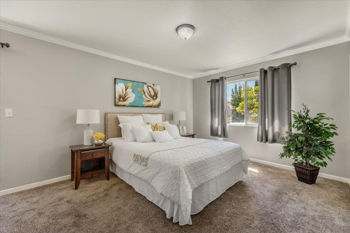 Neighborhood Neighborhood-79