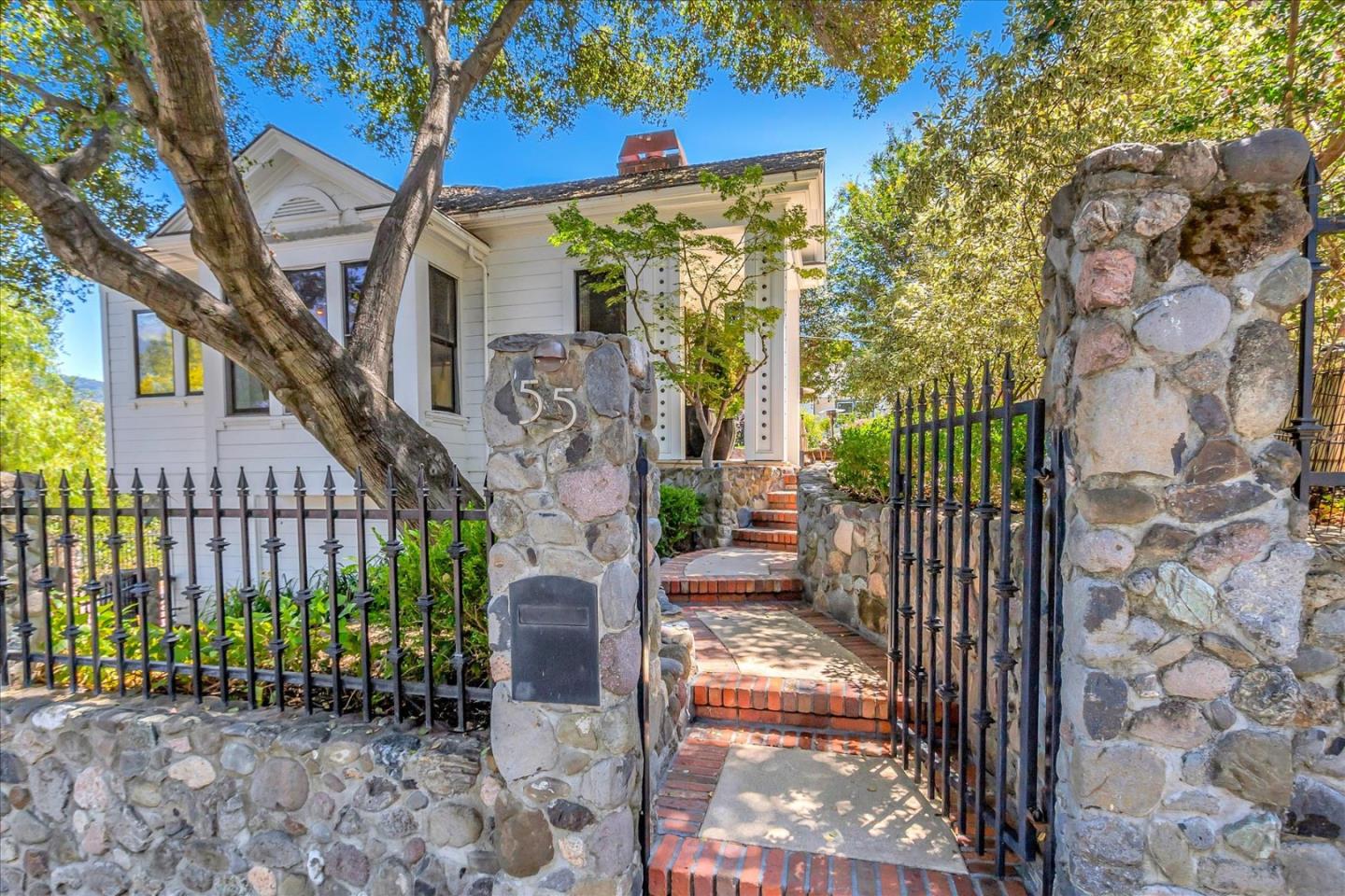 Neighborhood Neighborhood-11