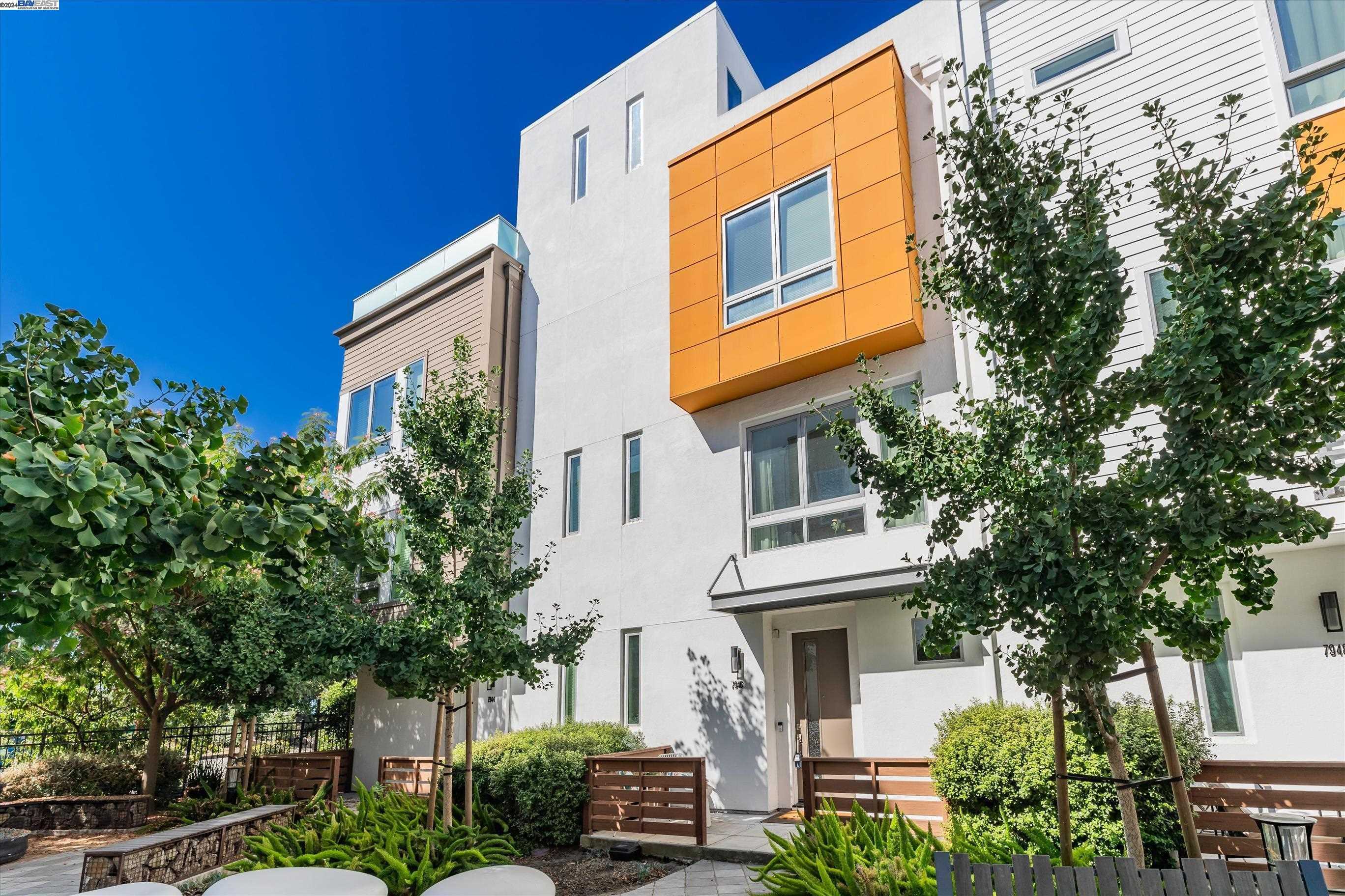 Neighborhood Neighborhood-29