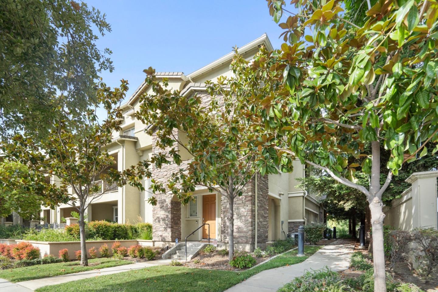 Neighborhood Neighborhood-60