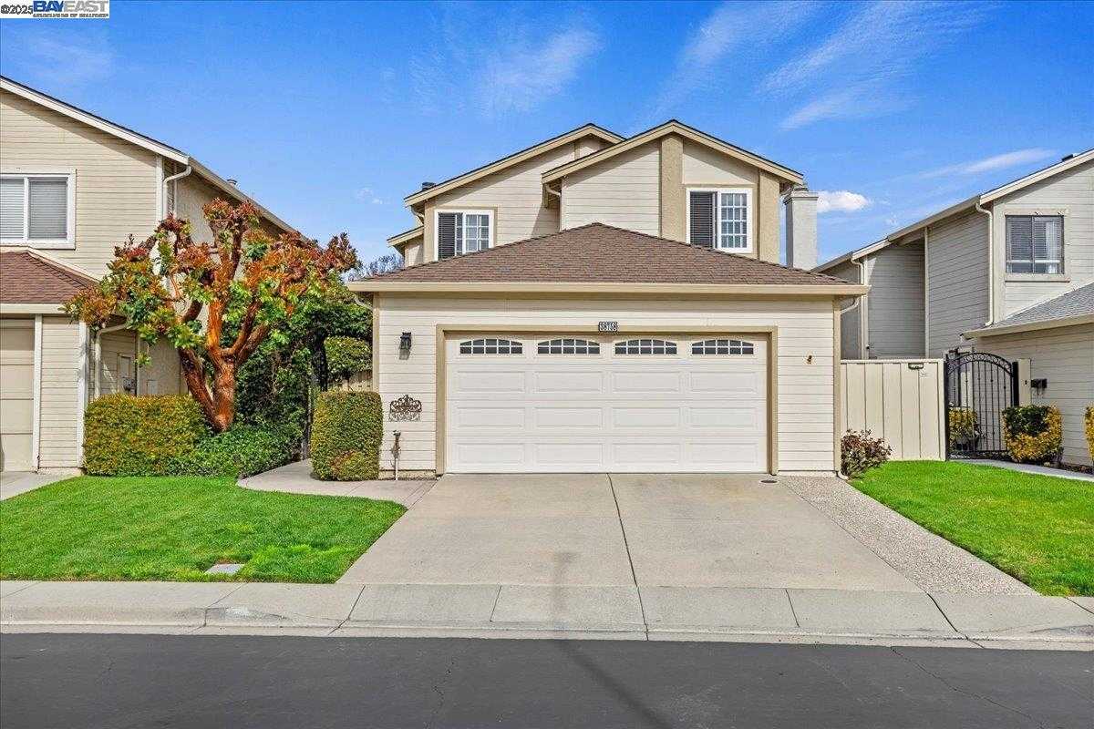 Neighborhood Neighborhood-32