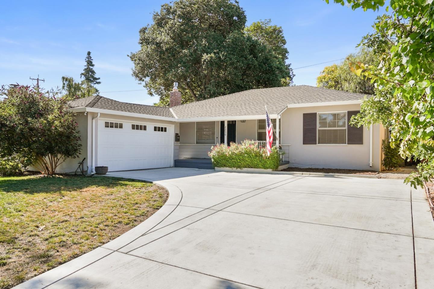 Neighborhood Neighborhood-75