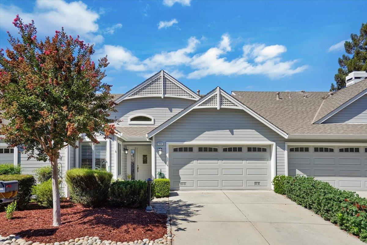 Neighborhood Neighborhood-9