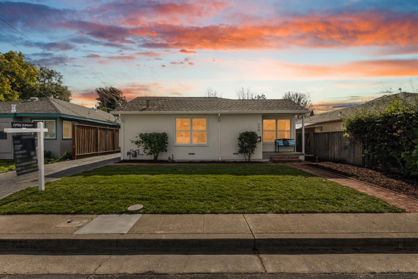 Neighborhood Neighborhood-77