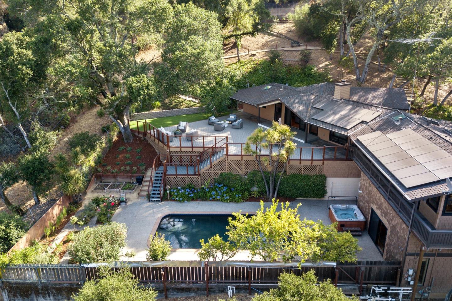 Neighborhood Neighborhood-8