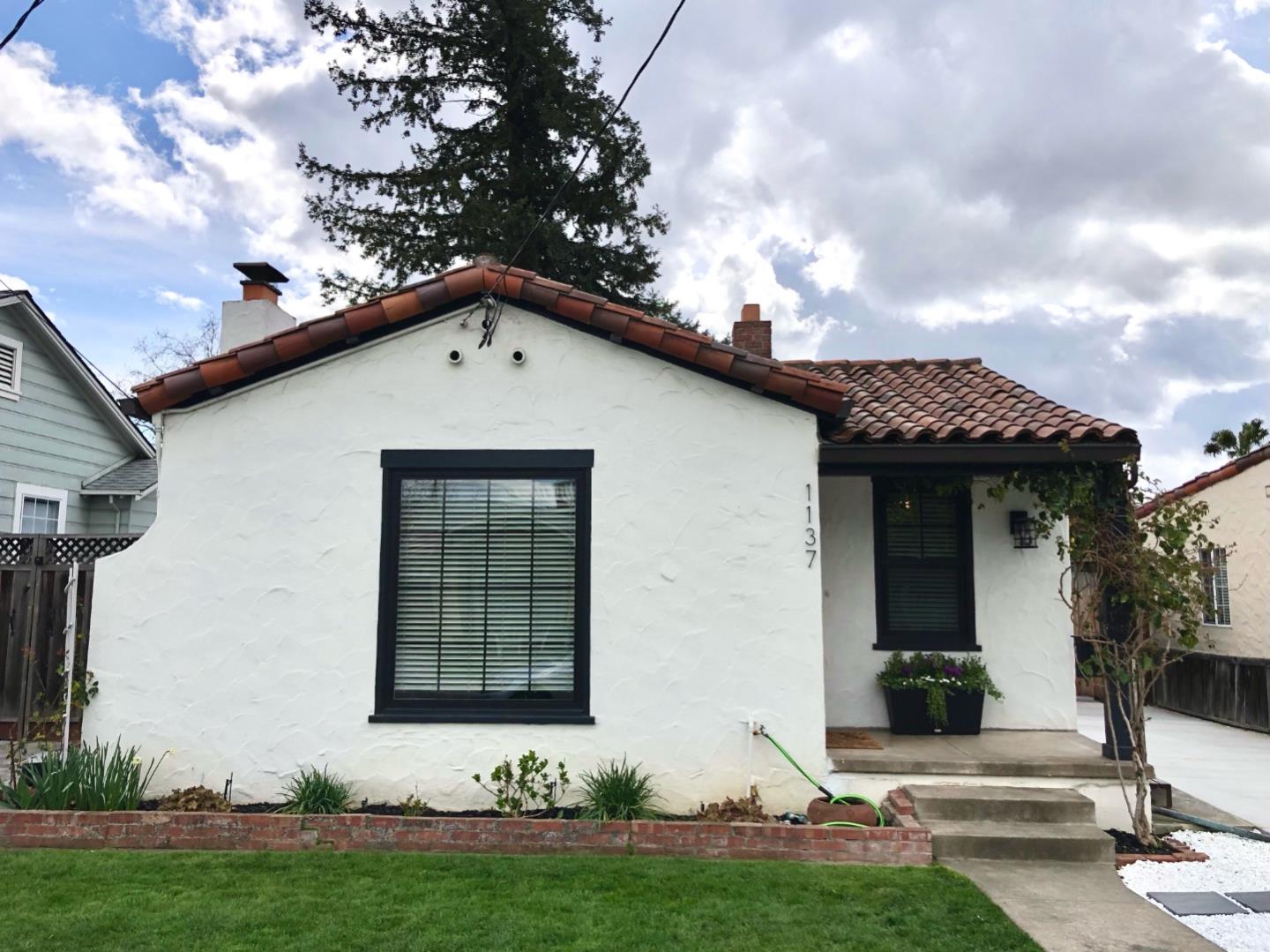 Neighborhood Neighborhood-13