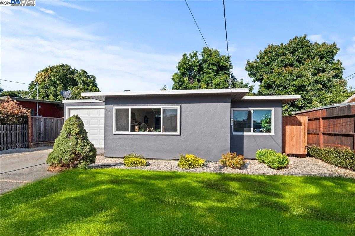 Neighborhood Neighborhood-15