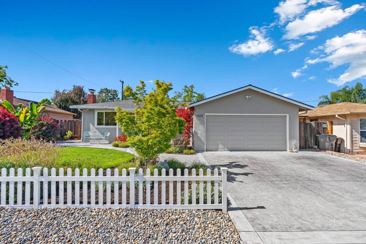 Neighborhood Neighborhood-14